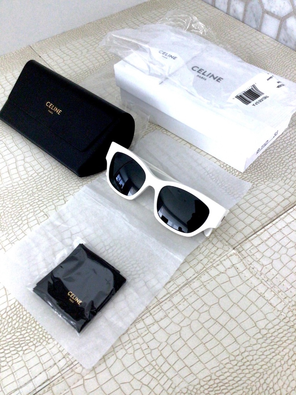 Rare Brand-New Celine White MONOCHROMS CL40197U Sunglasses